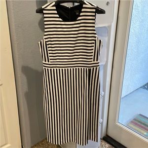 Ann Taylor streamline, stripped midi dress. Size 4